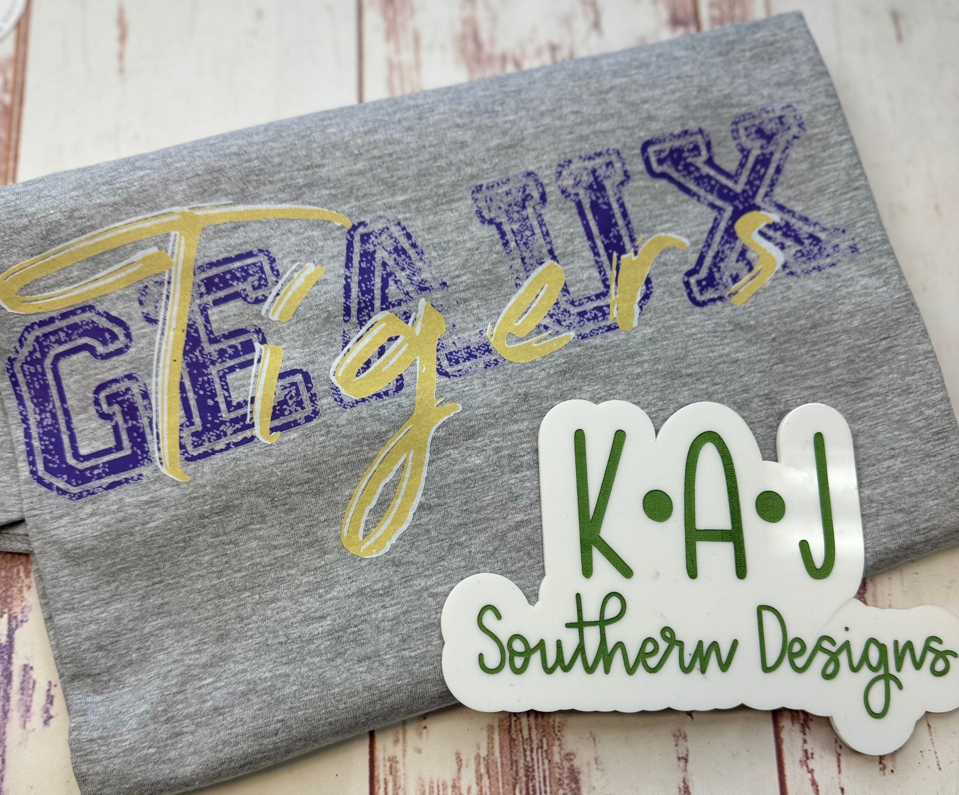 Geaux Tigers Tshirt,Gray LSU Tigers Tee, LSU TeeShirt,Tiger Game Day, Purple and Gold,Unisex LSU Shirt,Geaux Tigers,Geaux Tigers Shirt